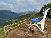 01 La panchina gigante Big Bench 128 sul Monte Corno di Santa Croce- San Pellegrino Terme pronta ad accogliere tante persone